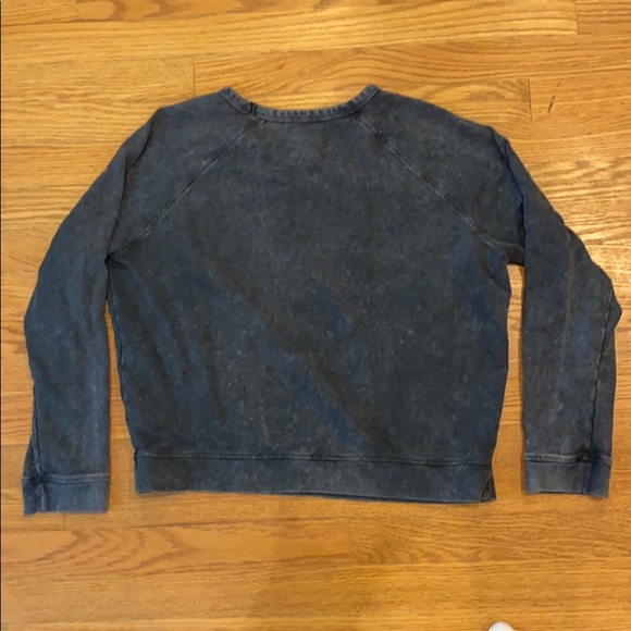 Geometric Acid-Washed Sweatshirt - Picture 4 of 4